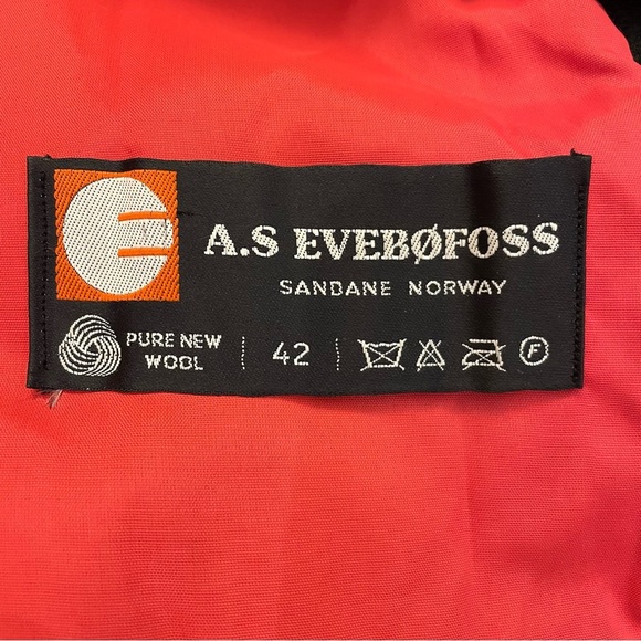 Vintage Fjord A.S. Evebofoss Norwegian embroidered wool coat size 42 (medium) - Picture 12 of 14